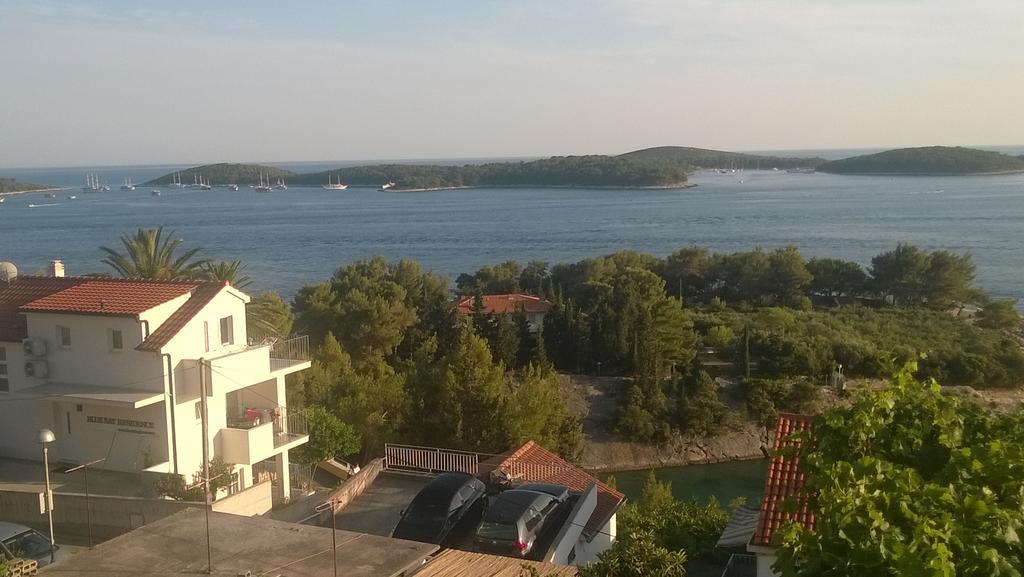 J&B Holiday House Hvar Hvar Town Exterior photo