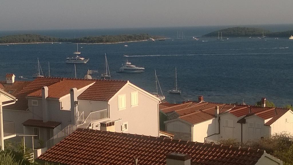 J&B Holiday House Hvar Hvar Town Exterior photo