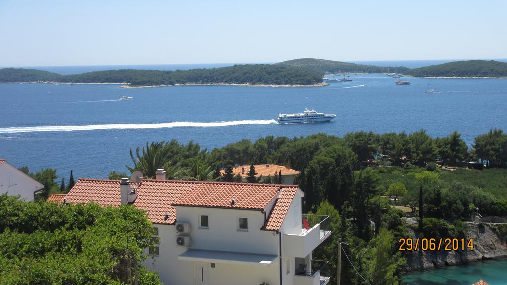 J&B Holiday House Hvar Hvar Town Exterior photo